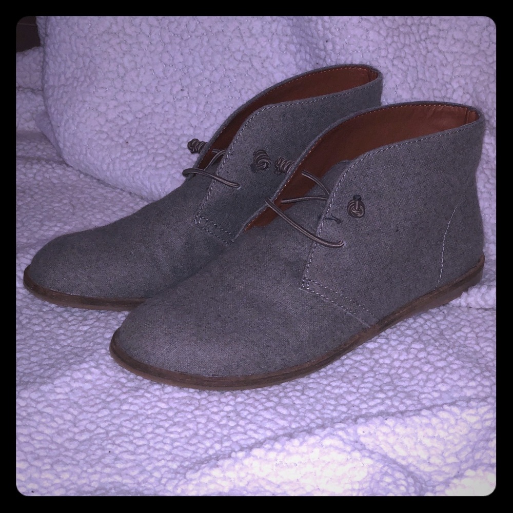 Lucky Brand grey ankle booties! NWOT